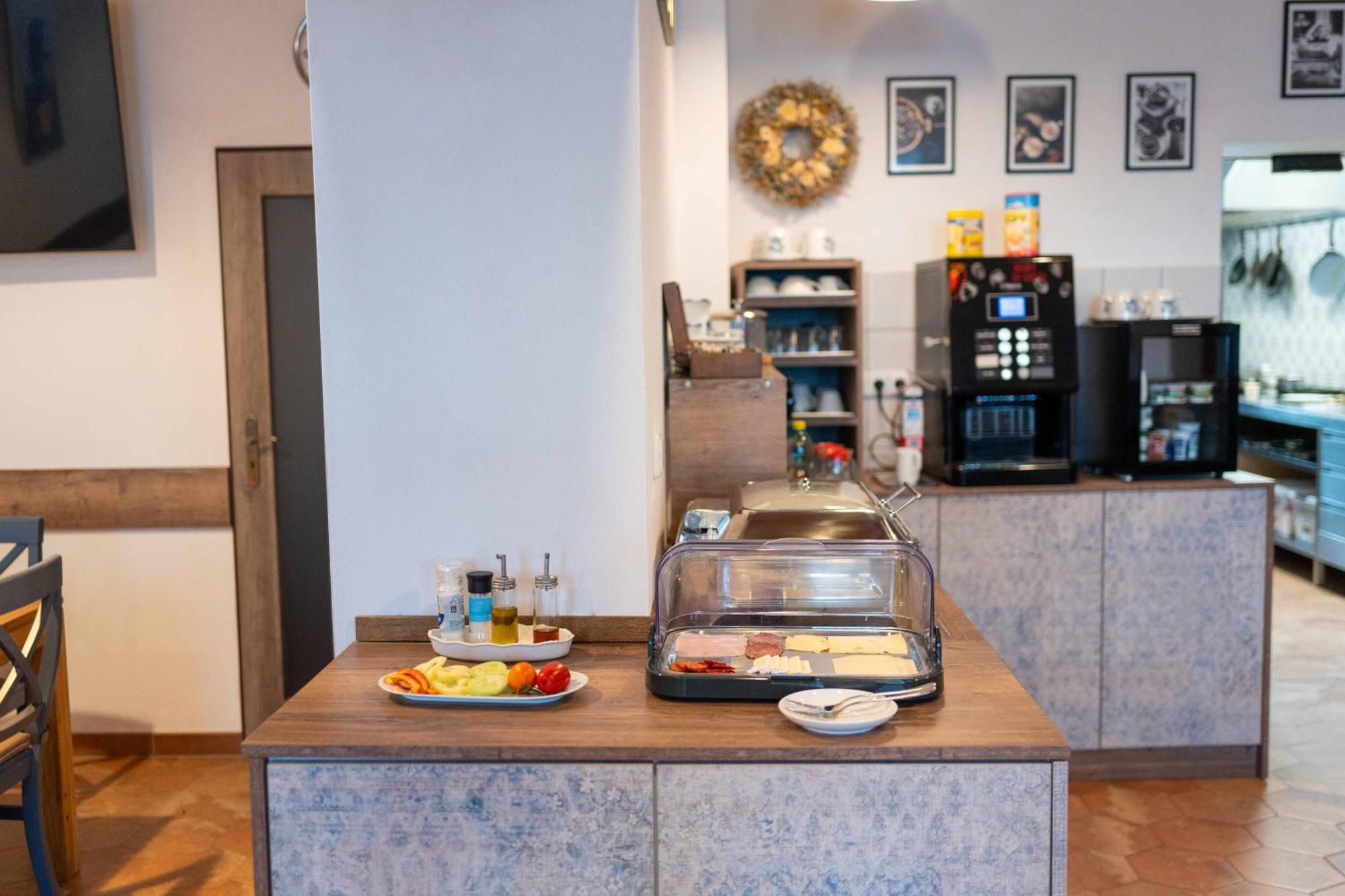 Hotel Volf Prestice Luaran gambar